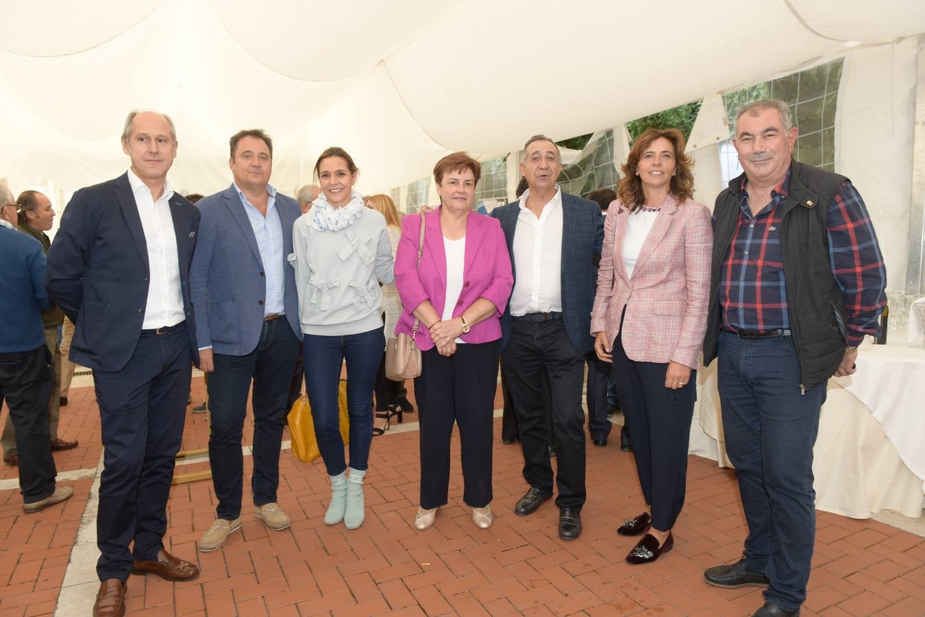 De Acor asistieron José Luis Arranz, José Luis Domínguez, Natalia Pelaz, María Reyes Maroto, Justino Medrano y Mónica Martín, mientras que de UPA Castilla y León acudió su secretario, Aurelio González.