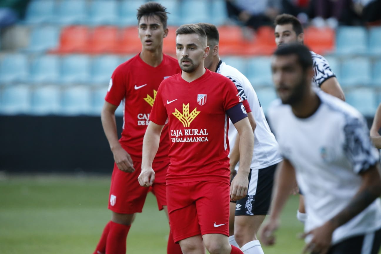 Fotos: Derbi entre el Salamanca CF UDS B y la UD Santa Marta