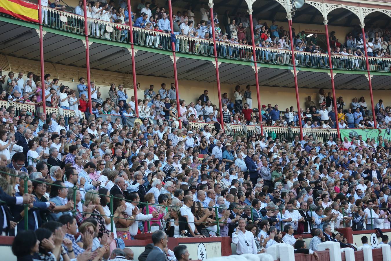 El Juli y Manzanares cortaron una oreja cada uno, y Ponce se fue de vacío