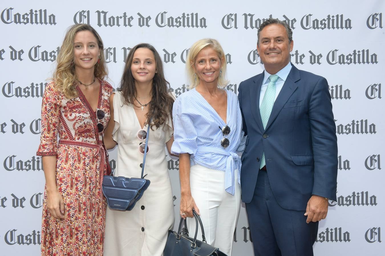 De la Fundación Schola acudieron Marina Ortiz de Lanzagorta, Gracia Ortiz de Lanzagorta, Isabel García y Luis Ortiz de Lanzagorta. 