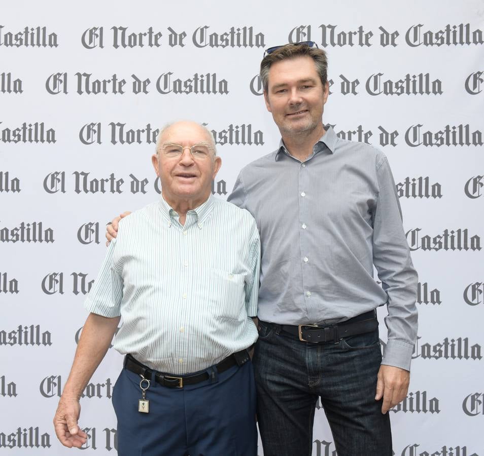 Jesús Yllera, uno de los fundadores de Bodegas Grupo Yllera, junto a Carlos Yllera.
