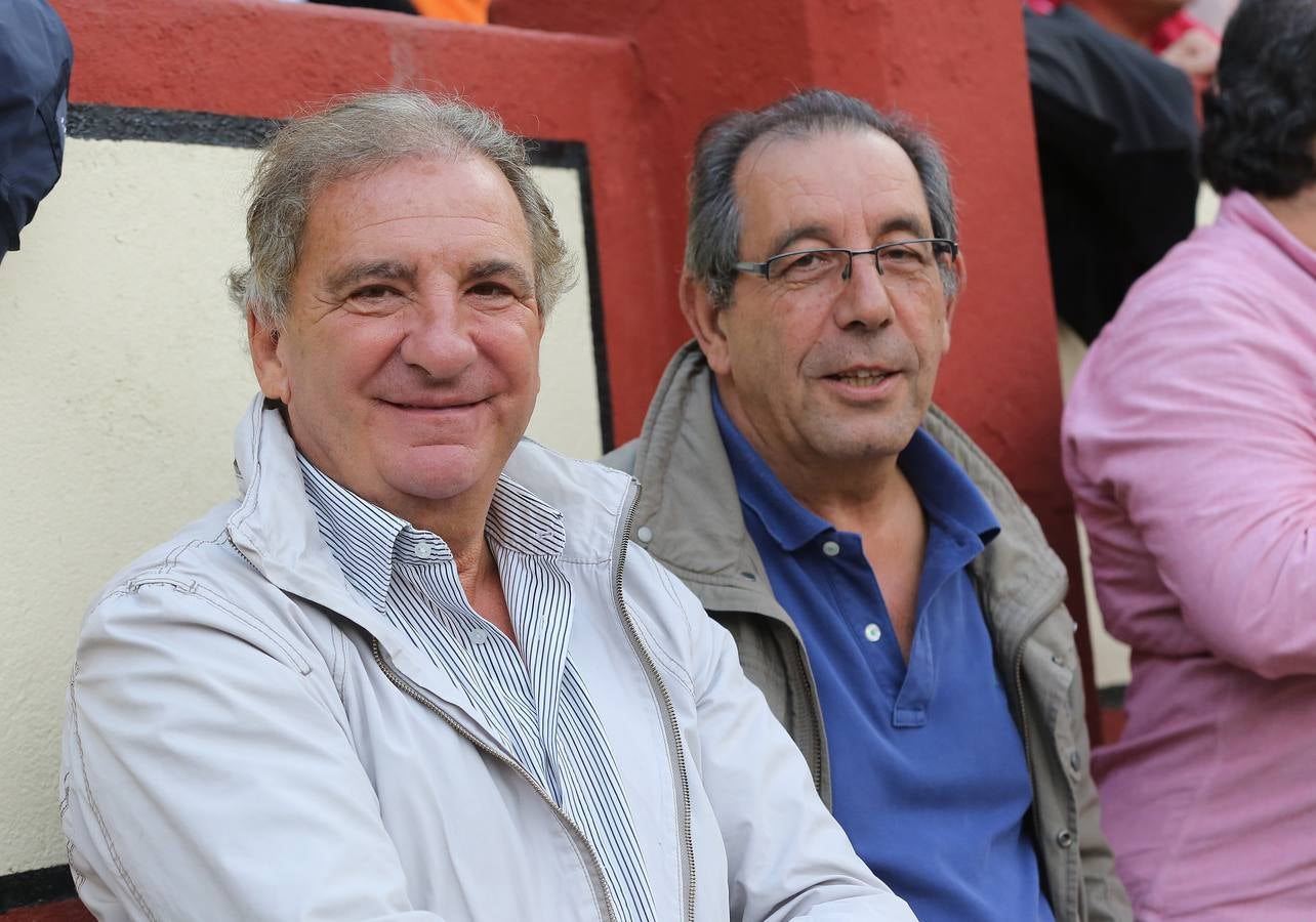 Fotos: El Fandi, Perera y De Justo en la cuarta corrida de la Feria de la Virgen de San Lorenzo de Valladolid