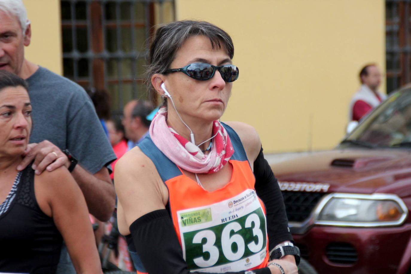 Fotos: Más de 300 atletas participan en la carrera &#039;Corriendo entre viña&#039; de Rueda