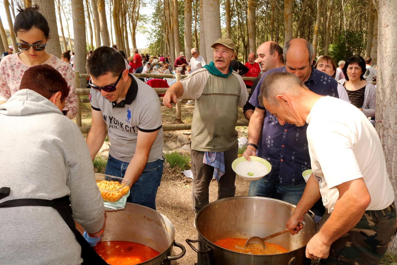 Degustación de cocido en recuerdo a los montaneros.