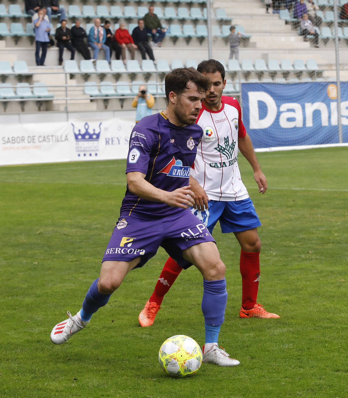 Empate entre Palencia Cristo Atlético y Atlético Tordesillas en la Balastera. 
