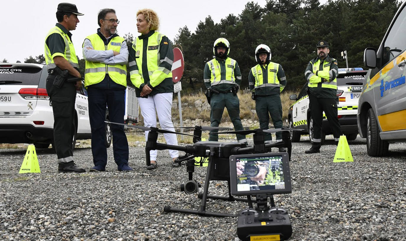 Drones de la DGT para la vigilancia de las carreteras de Segovia.PEDRO LUIS MERINO