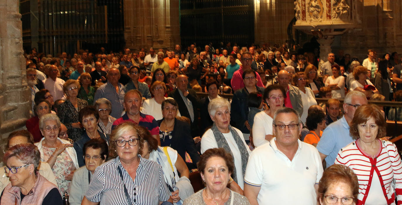 Fotos: La Virgen de la Fuencisla ya está en la Catedral