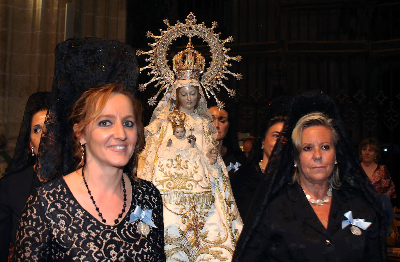 Fotos: La Virgen de la Fuencisla ya está en la Catedral