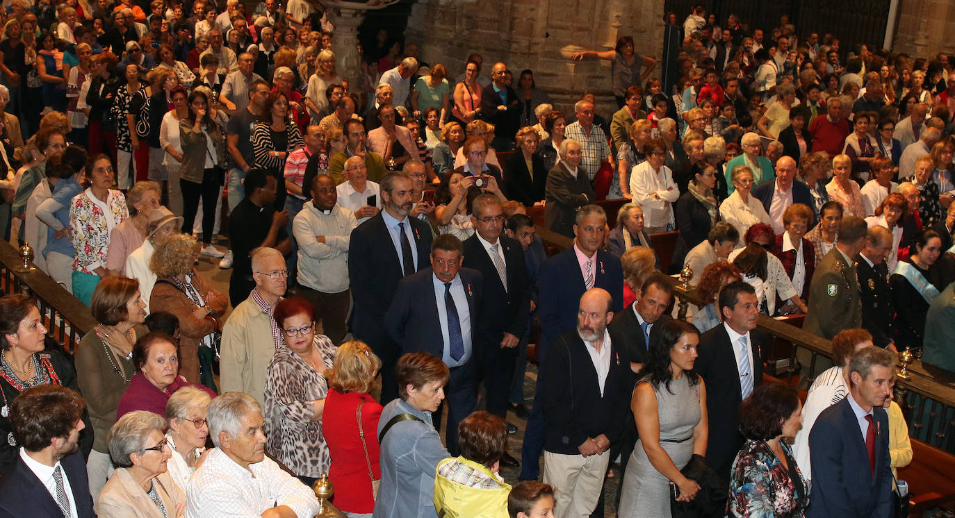 Fotos: La Virgen de la Fuencisla ya está en la Catedral