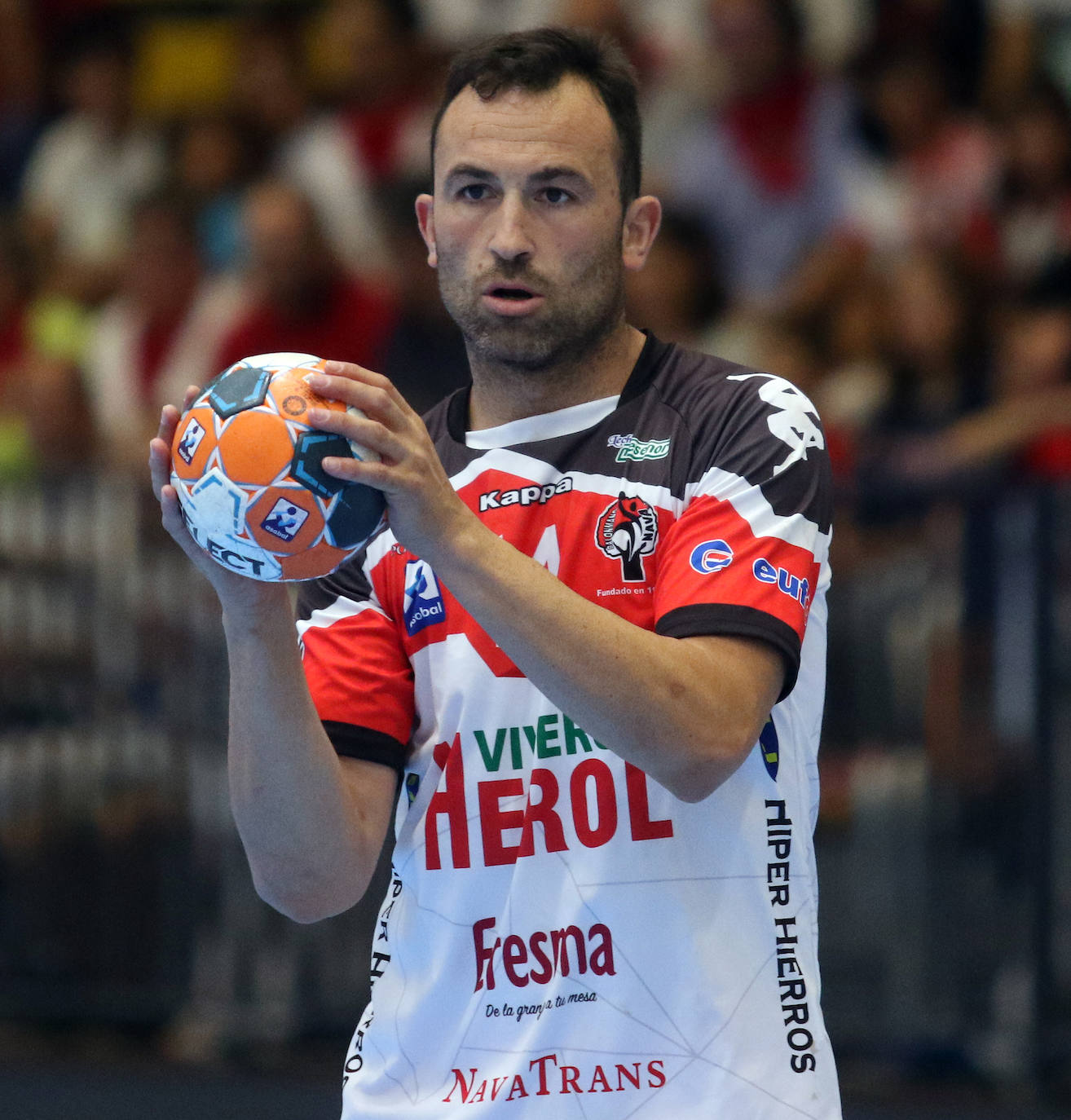 Partido entre el Balonmano Nava y el Guadalajara ANTONIO DE TORRE