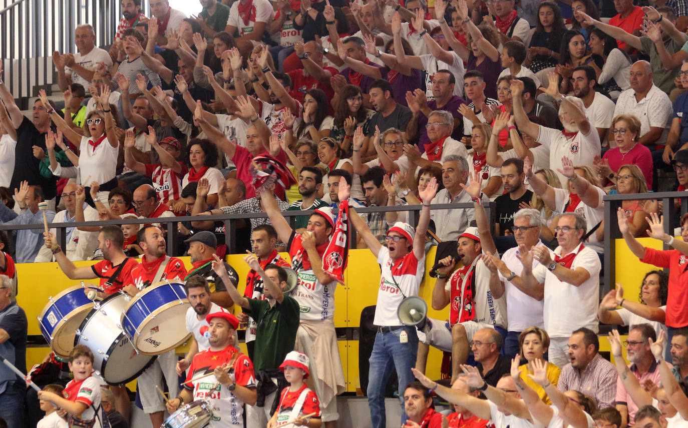 Partido entre el Balonmano Nava y el Guadalajara ANTONIO DE TORRE