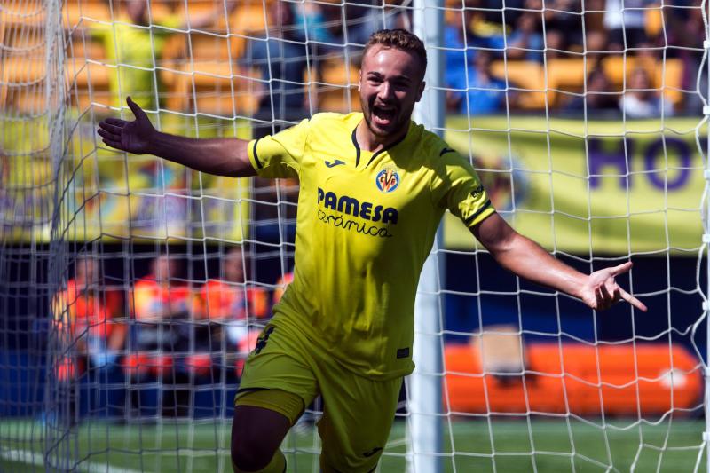 El Villarreal se llevó los tres puntos en juego (2-0) ante el Real Valladolid en La Cerámica en un duelo en el que la mayor ambición local, especialmente en la segunda parte, le dio sus frutos ante un rival que estuvo bien en defensa pero al que le faltó algo más en ataque.