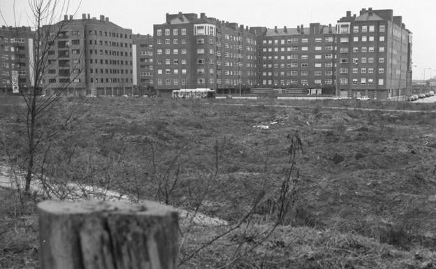 Terrenos donde se ubicaría el Jardín Botánico, en 1998. 