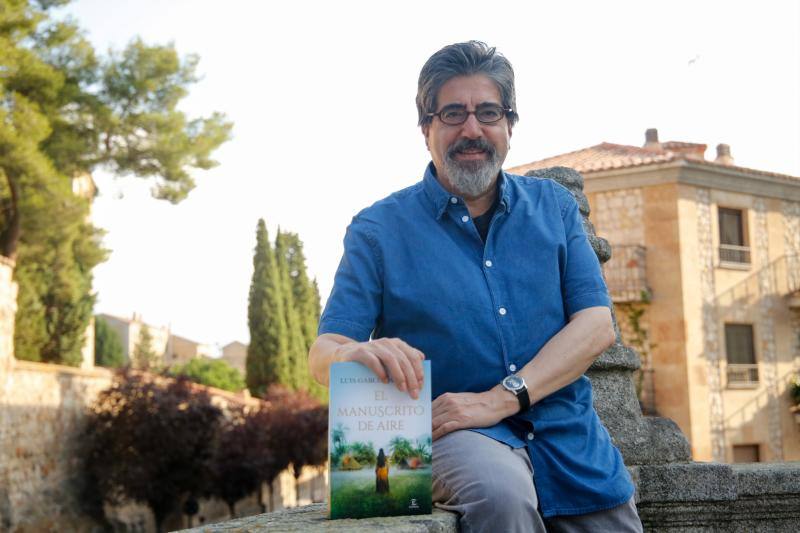 Luis García Jambrina, con su última novela. 