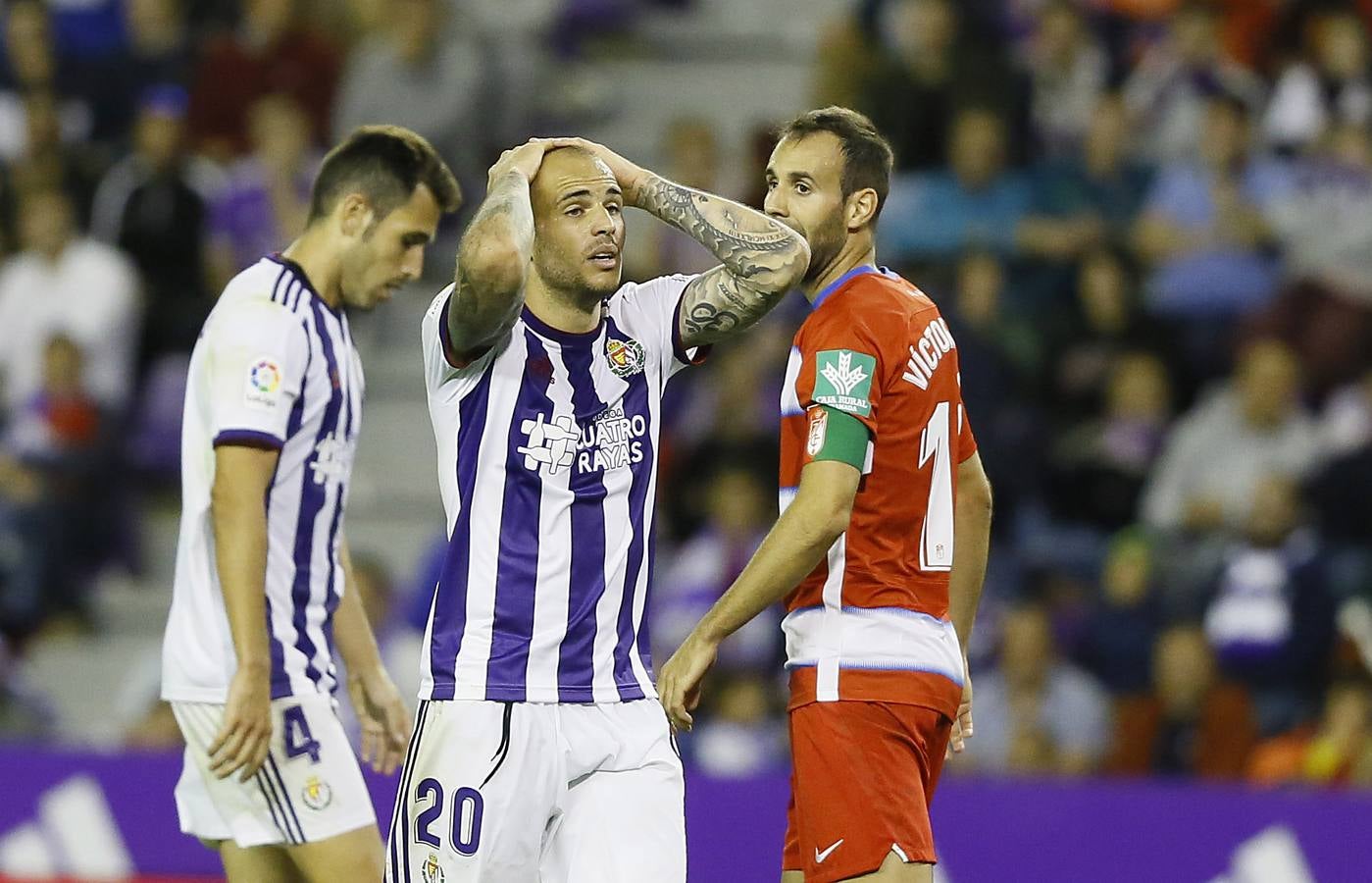 Óscar Plano adelantó al Real Valladolid después de una gran jugada llevada por Nacho, Guardiola y Toni Villa y empató Carlos Fernández