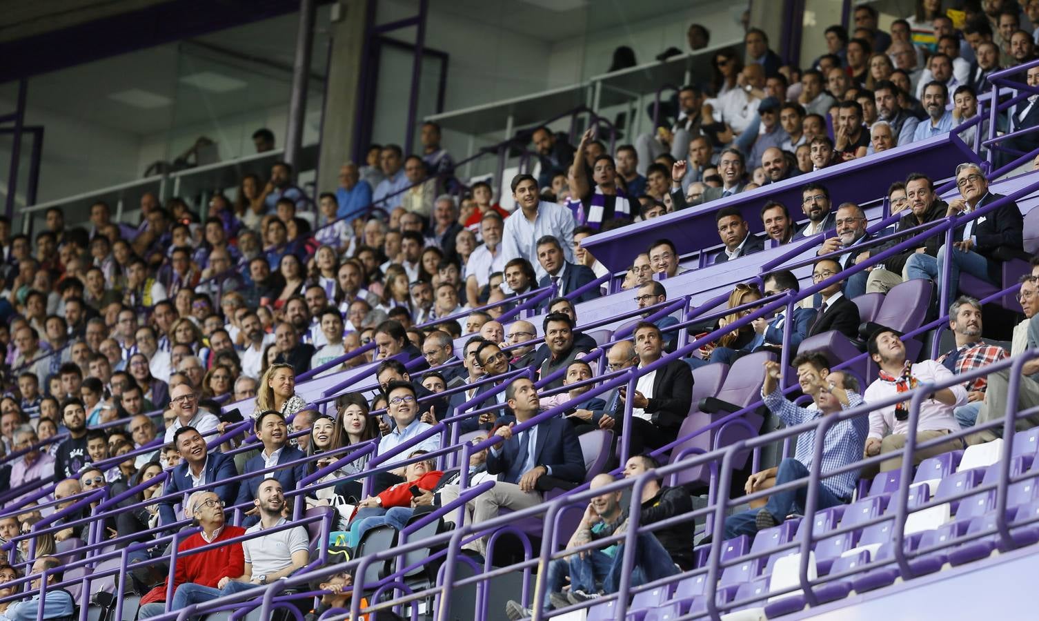 Óscar Plano adelantó al Real Valladolid después de una gran jugada llevada por Nacho, Guardiola y Toni Villa y empató Carlos Fernández