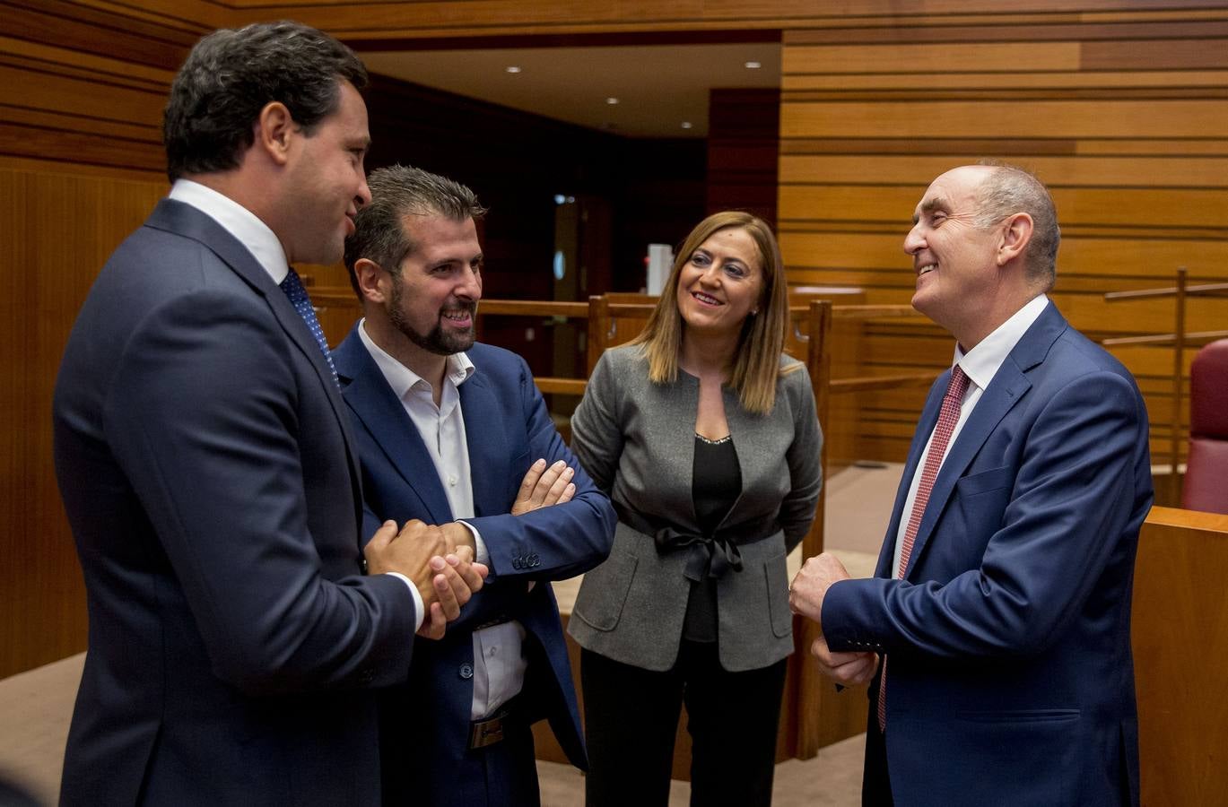 Tomás Quintana alerta sobre la lista de espera para acceder a residencias de mayores públicas o concertadas y sobre el deterioro de servicios que se percibe en el medio rural