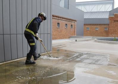 Imagen secundaria 1 - El centro cultural de la antigua cárcel de Palencia hace aguas