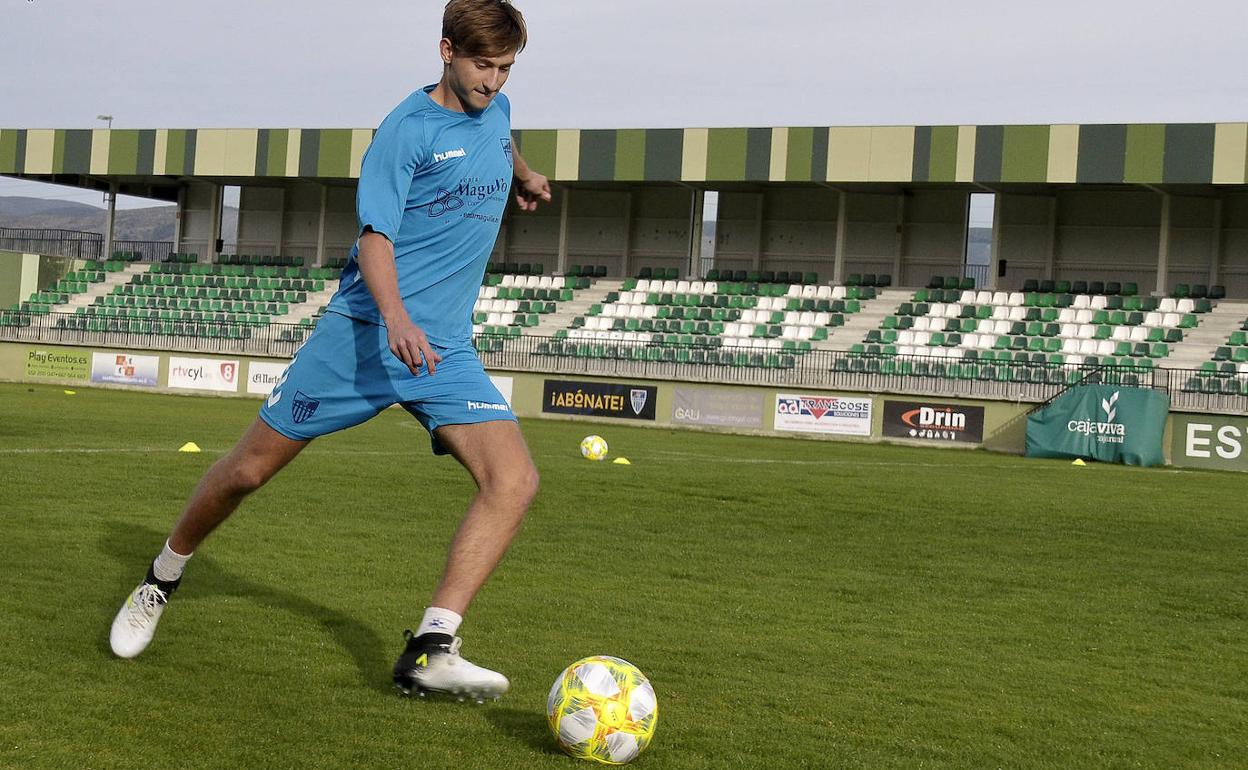 Balta, en un ejercicio con la Segoviana, en La Albuera. 