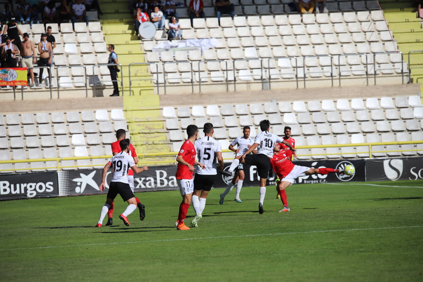 Partido del Burgos CF contra el Salamanca CF. 