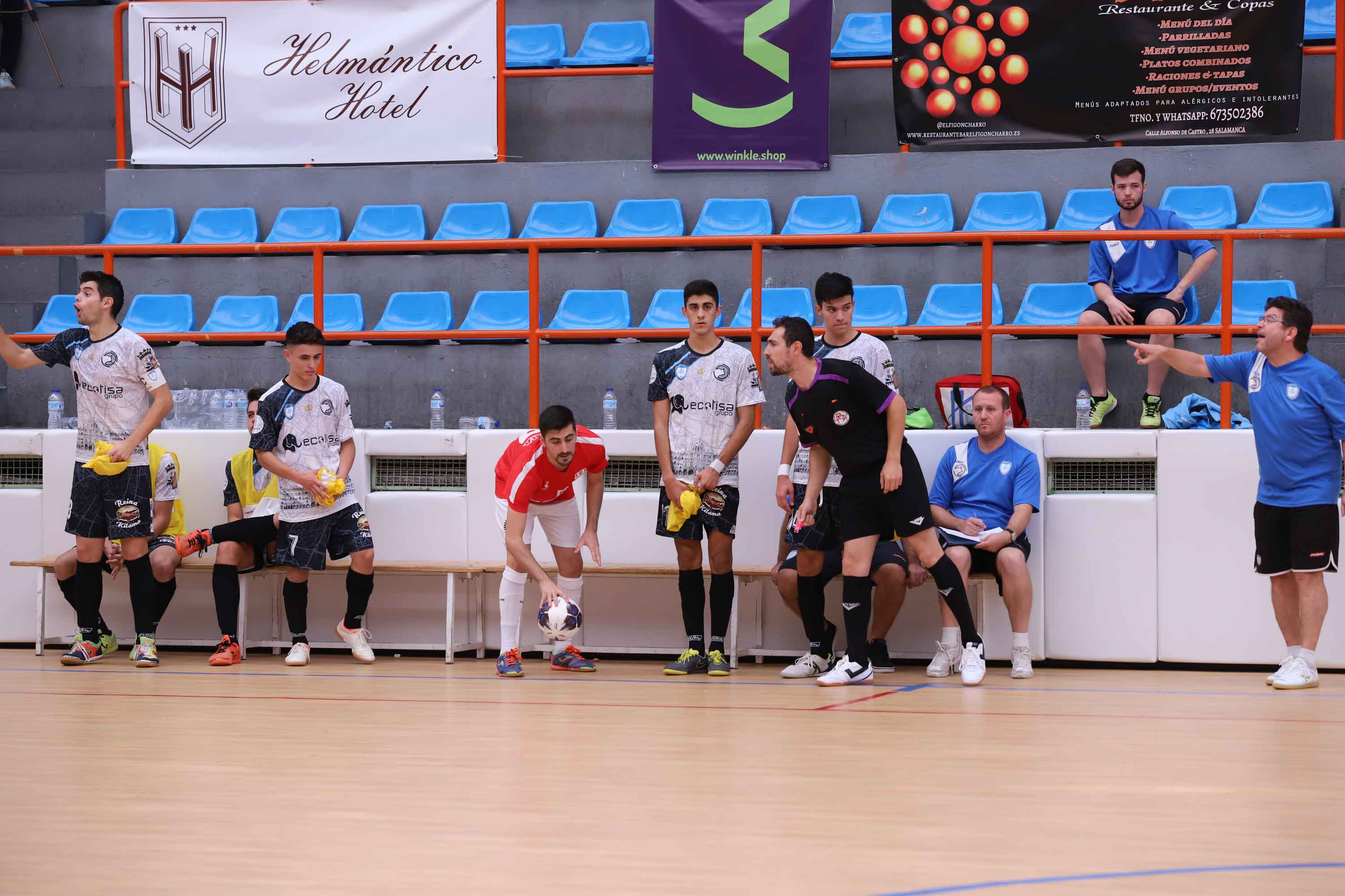 El partido de fútbol sala entre FS Salamanca Unionistas y el Tierno Galván. 