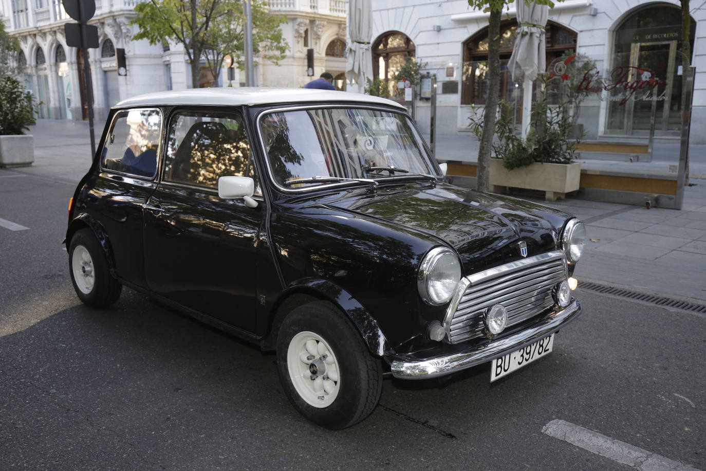 El Valladolid Motor Vintage celebra su séptima edición con récord de participación.