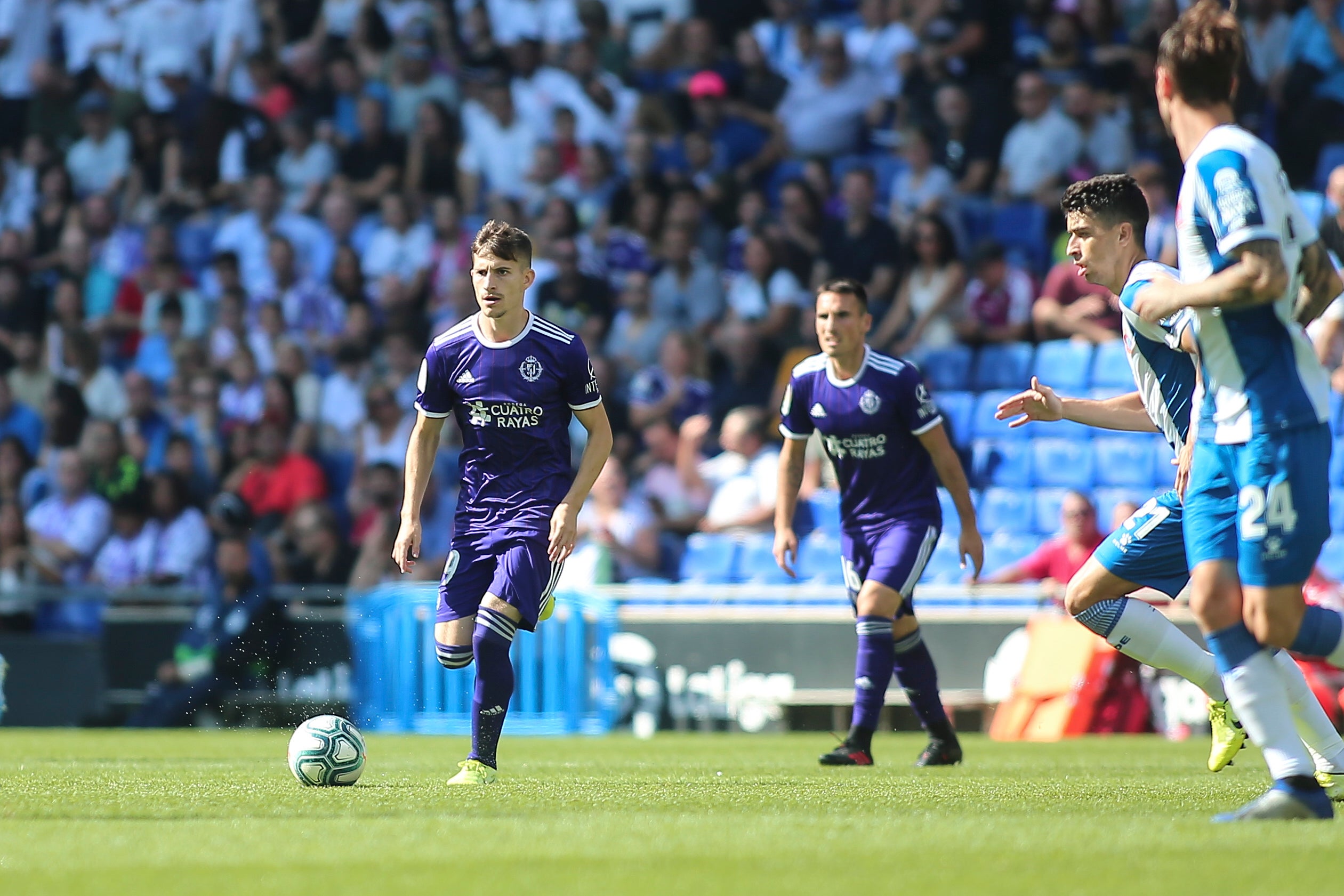 El Real Valladolid logra por primera vez sacar los tres puntos de Cornellà.