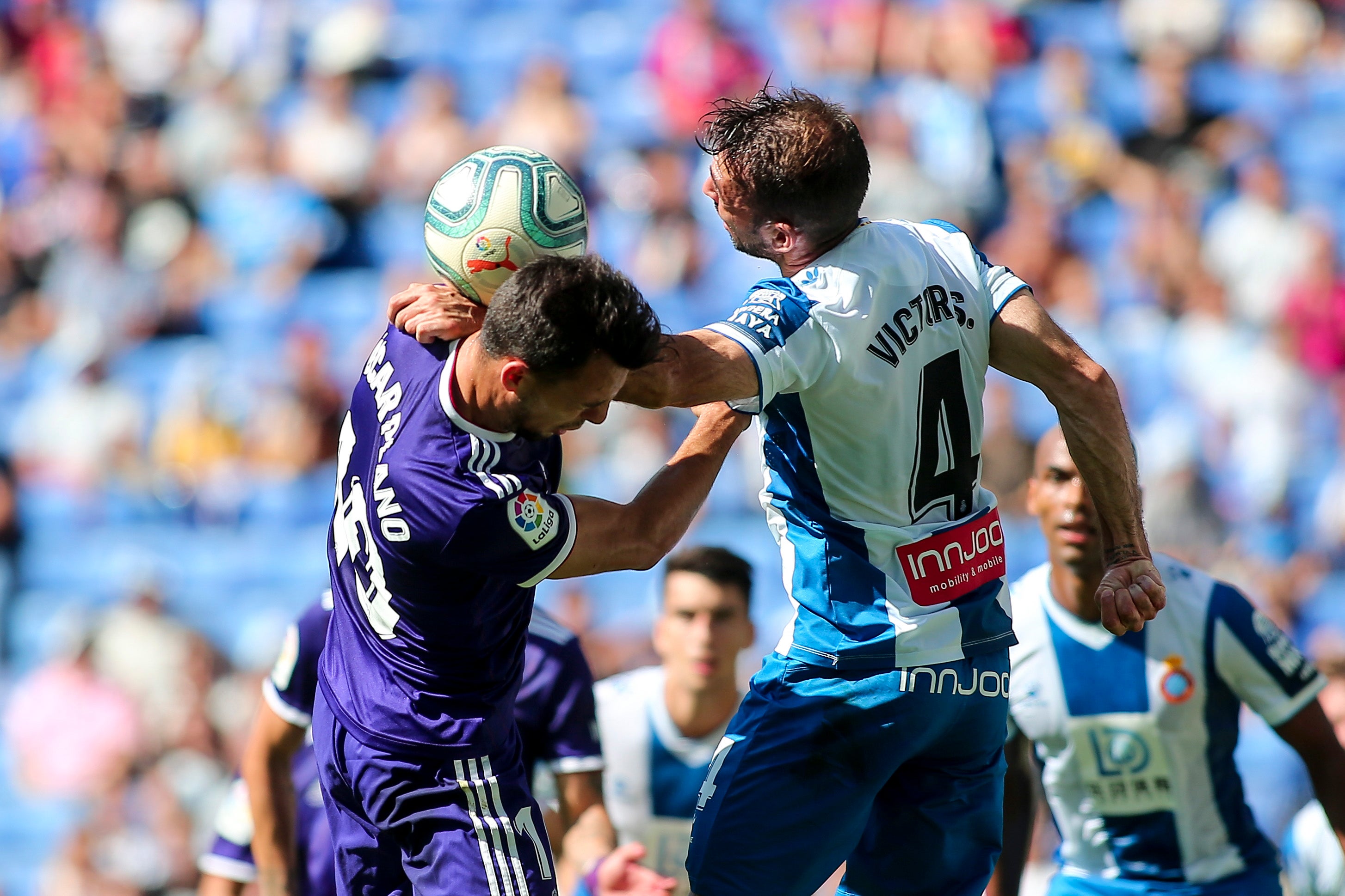 El Real Valladolid logra por primera vez sacar los tres puntos de Cornellà.