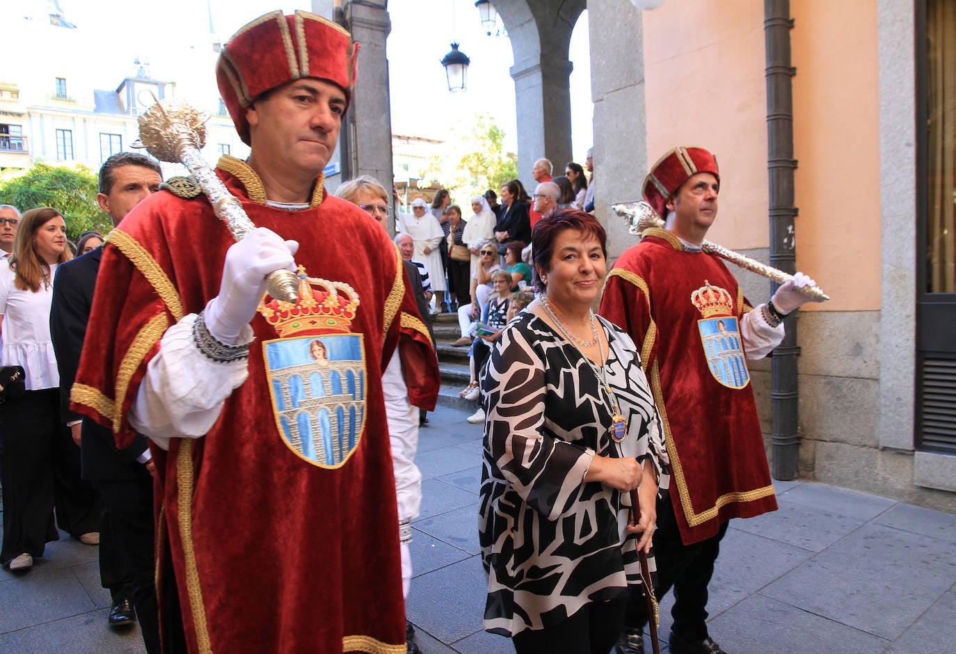 Finaliza la solemne novena de la patrona de Segovia, que ha sido acompañada por miles de segovianos en el traslado desde la Catedral