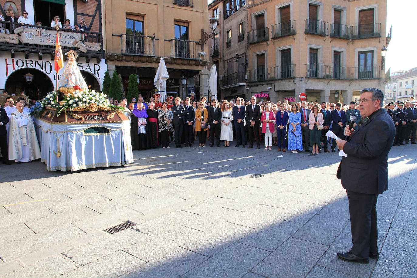 Finaliza la solemne novena de la patrona de Segovia, que ha sido acompañada por miles de segovianos en el traslado desde la Catedral