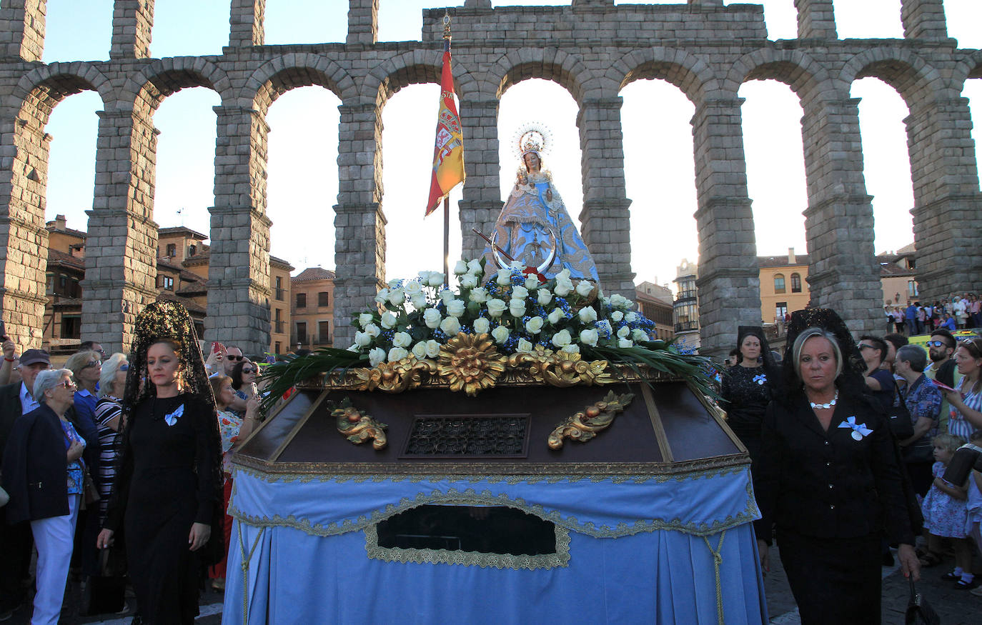 Finaliza la solemne novena de la patrona de Segovia, que ha sido acompañada por miles de segovianos en el traslado desde la Catedral