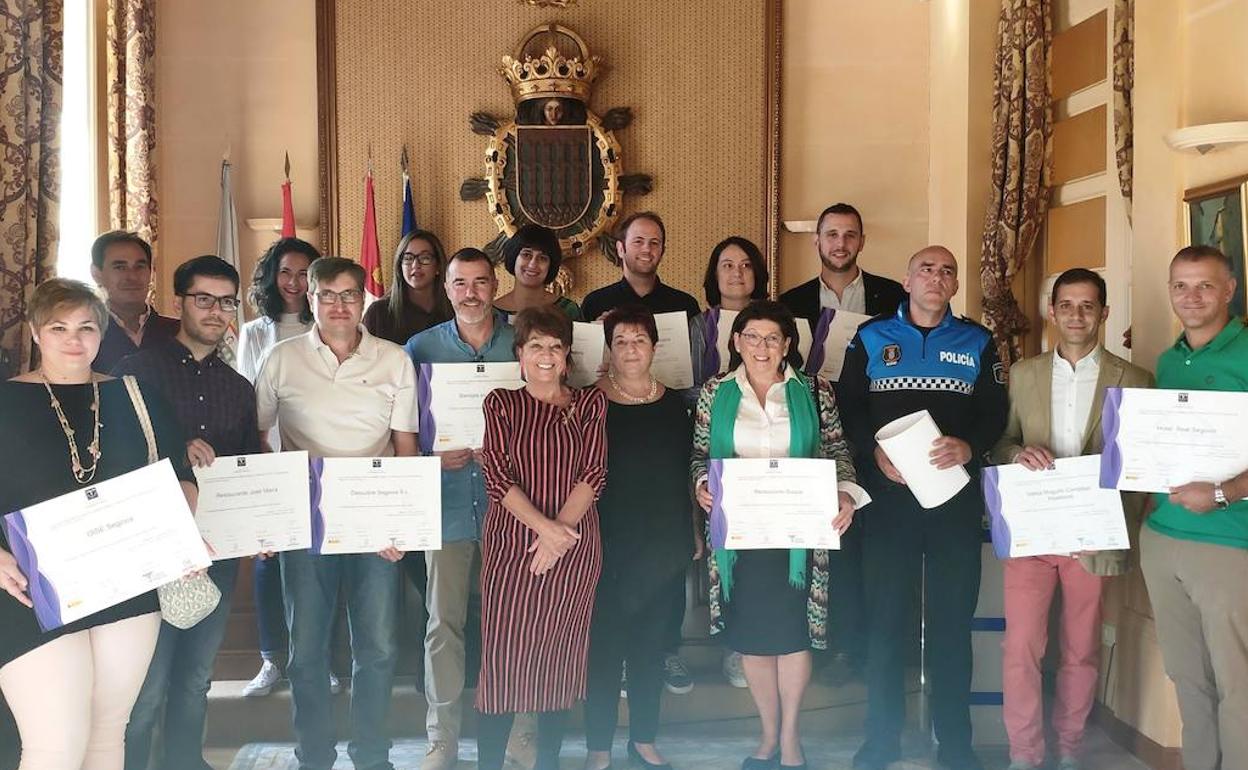 Entrega de los títulos de calidad en el Ayuntamiento de Segovia.