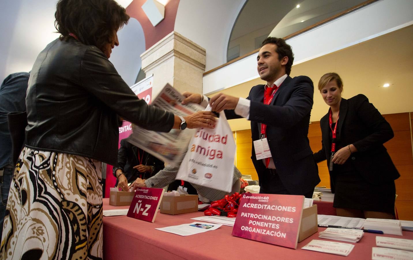 Las mejores mentes sobre inteligencia artificial, redes sociales, marketin y transformación digital se dan cita en el Teatro Calderón de Valladolid