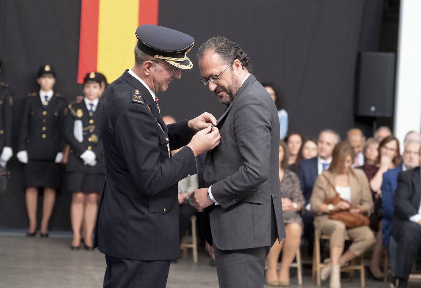 Celebración de los Ángeles Custodios, patrón de la Policía Nacional. 