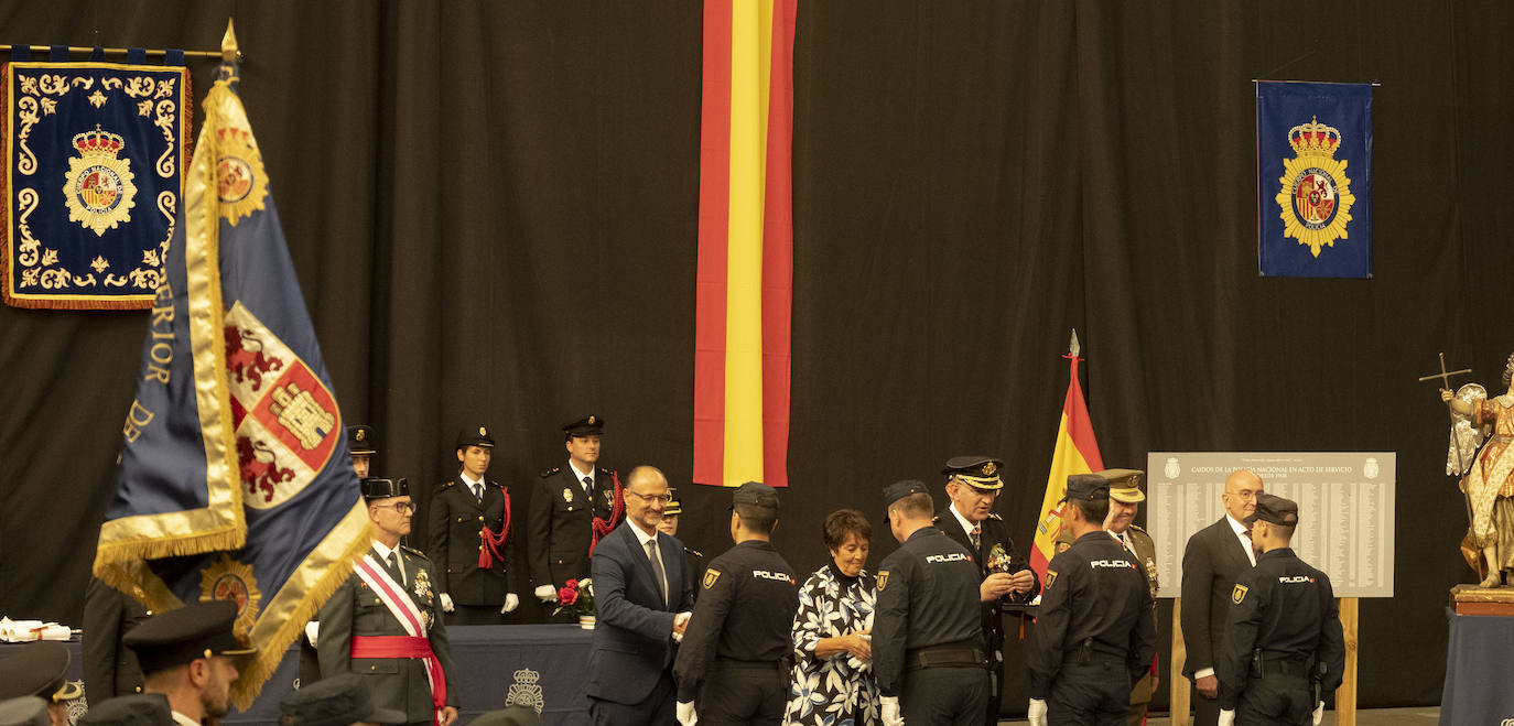 Celebración de los Ángeles Custodios, patrón de la Policía Nacional. 