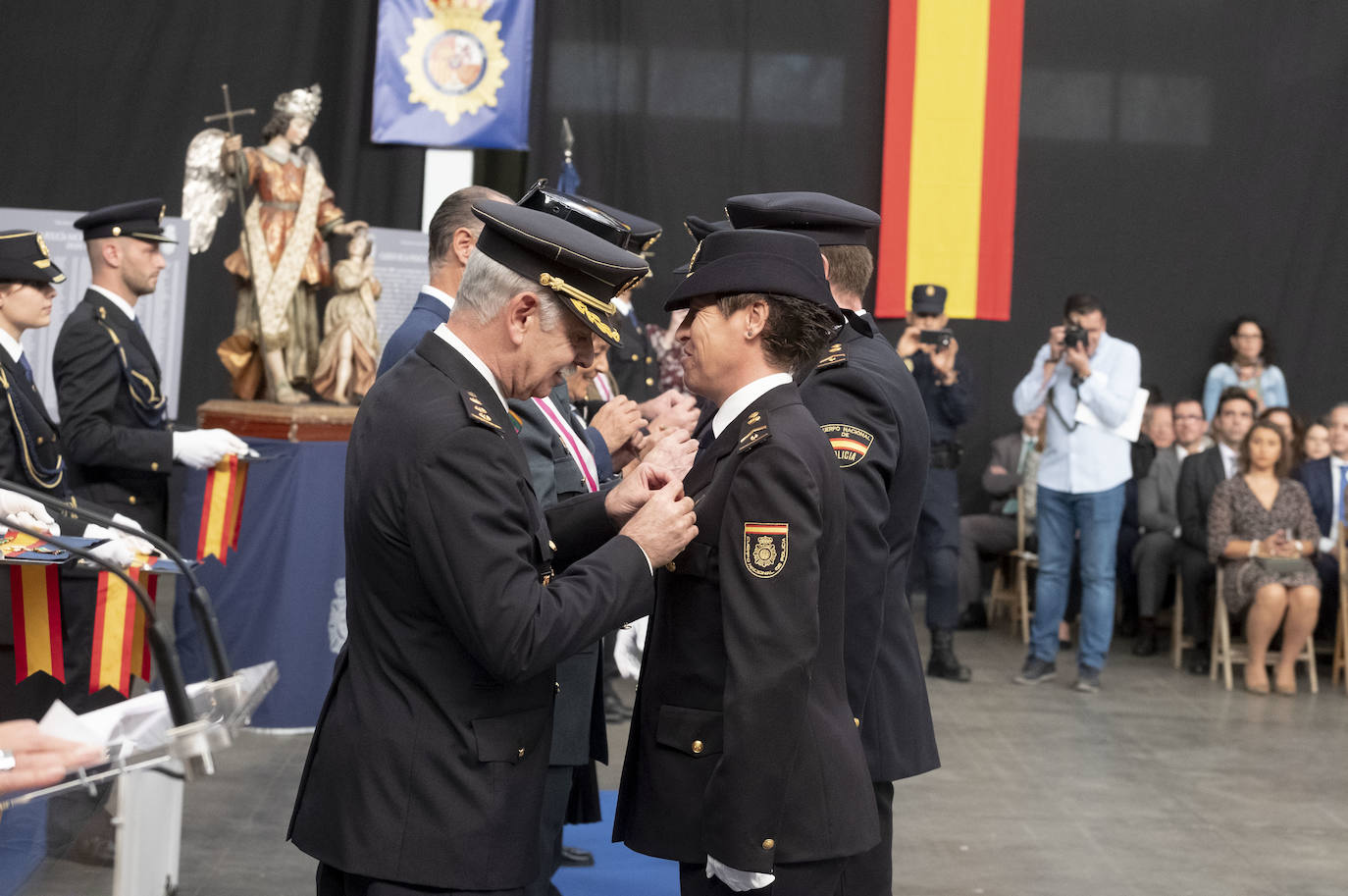 Celebración de los Ángeles Custodios, patrón de la Policía Nacional. 