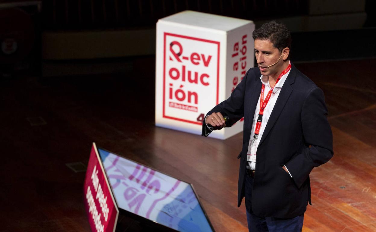 José Luis Flórez, durante su ponencia en el Congreso R-evolución 4.0.