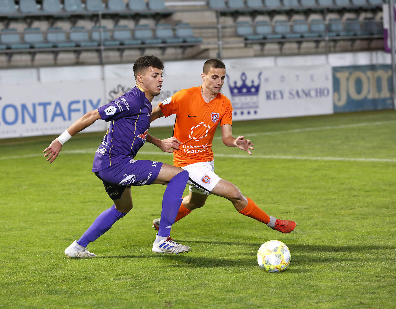 Fotos: Palencia Cristo Atlético 0 - 0 Burgos Promesas