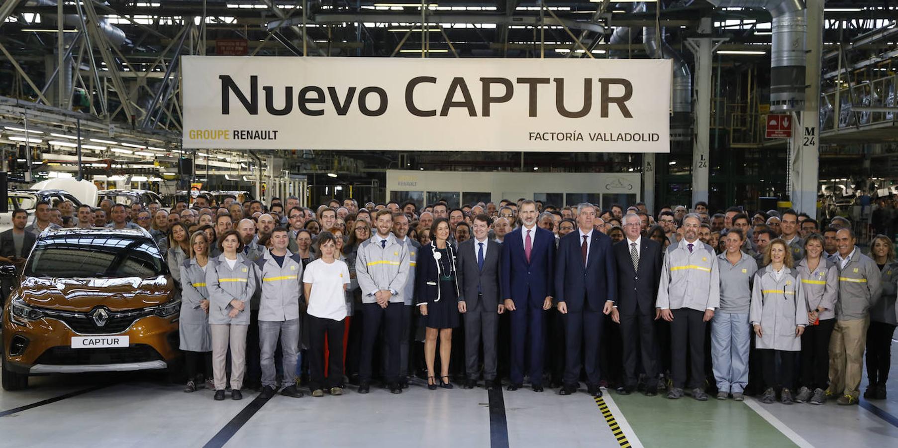 Fotos: El Rey Felipe VI visita la factoría de carrocería y montaje de Renault Valladolid