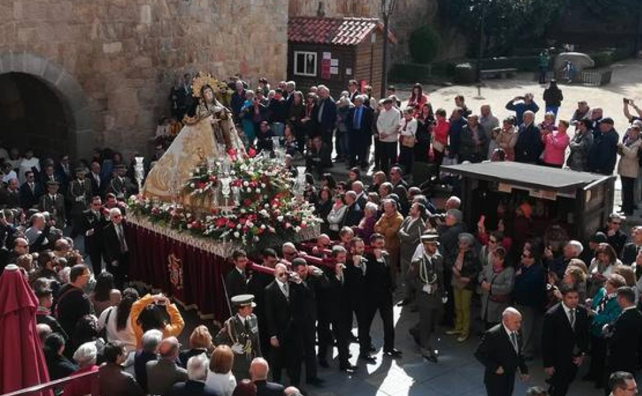 Un momento de la procesión.