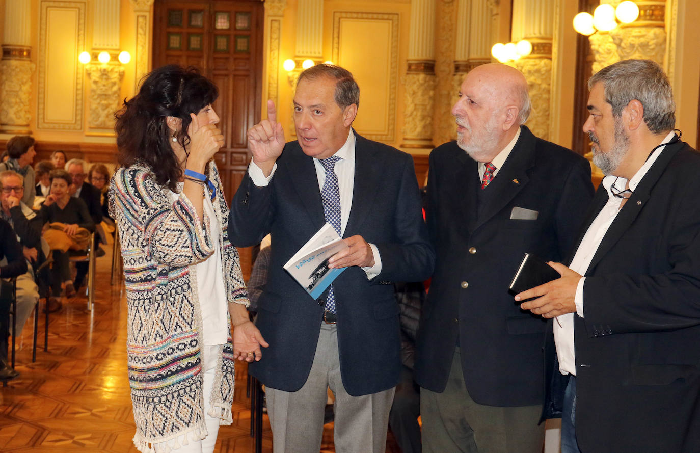 Presentación del libro 'Valladolid y sus ferias' del Periodista José Miguel Ortega, en el Aula de Cultura del Norte de Castilla.