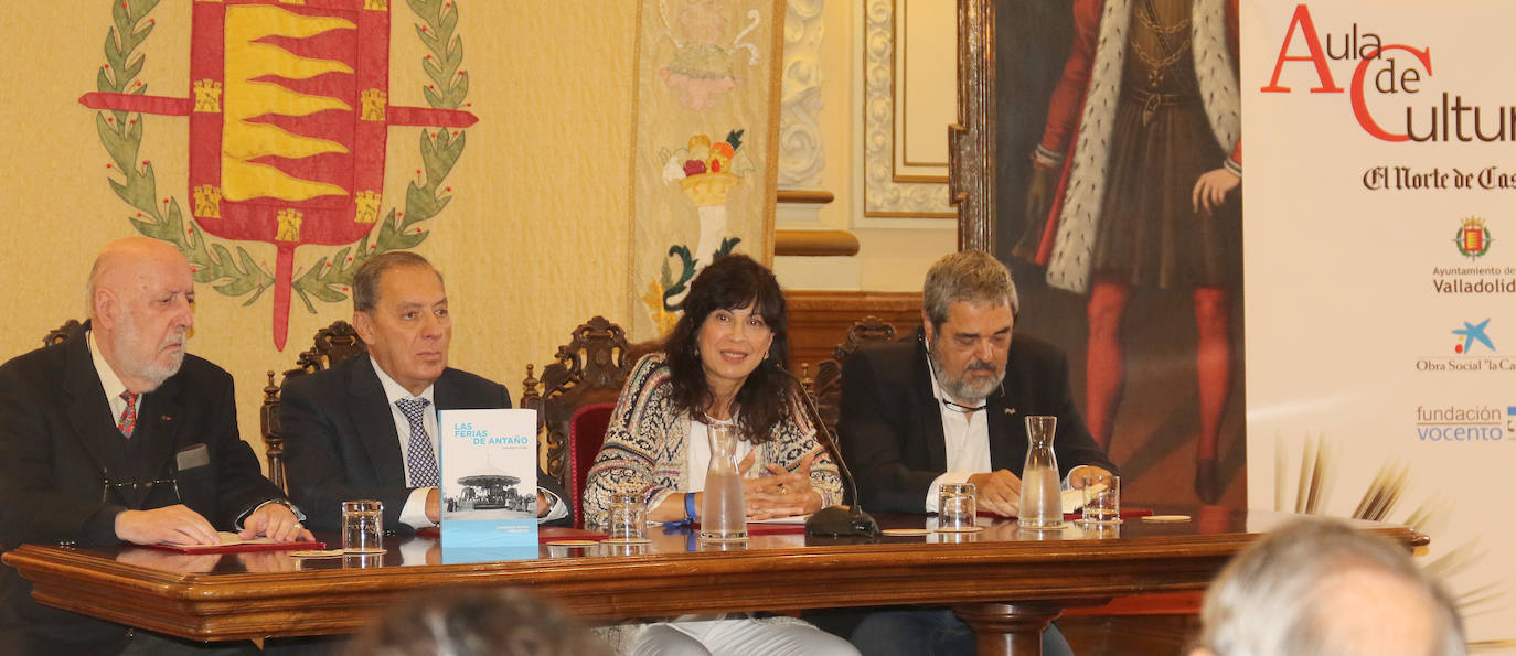 Presentación del libro 'Valladolid y sus ferias' del Periodista José Miguel Ortega, en el Aula de Cultura del Norte de Castilla.