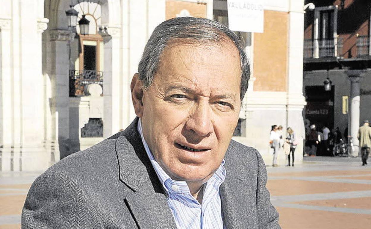 José Miguel Ortega, en la Plaza Mayor de Valladolid.