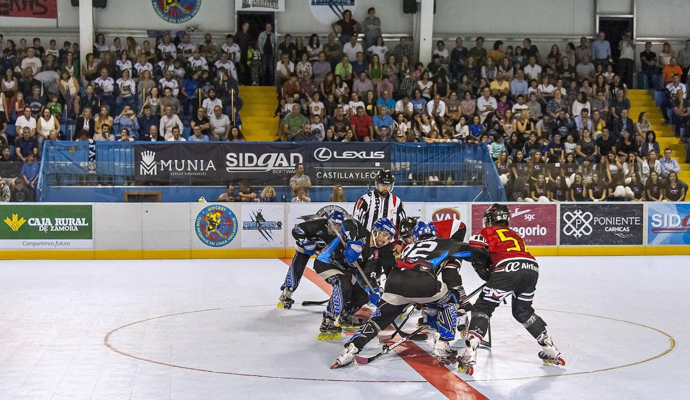 Imagen de la final de la Supercopa, con un polideportivo abarrotado
