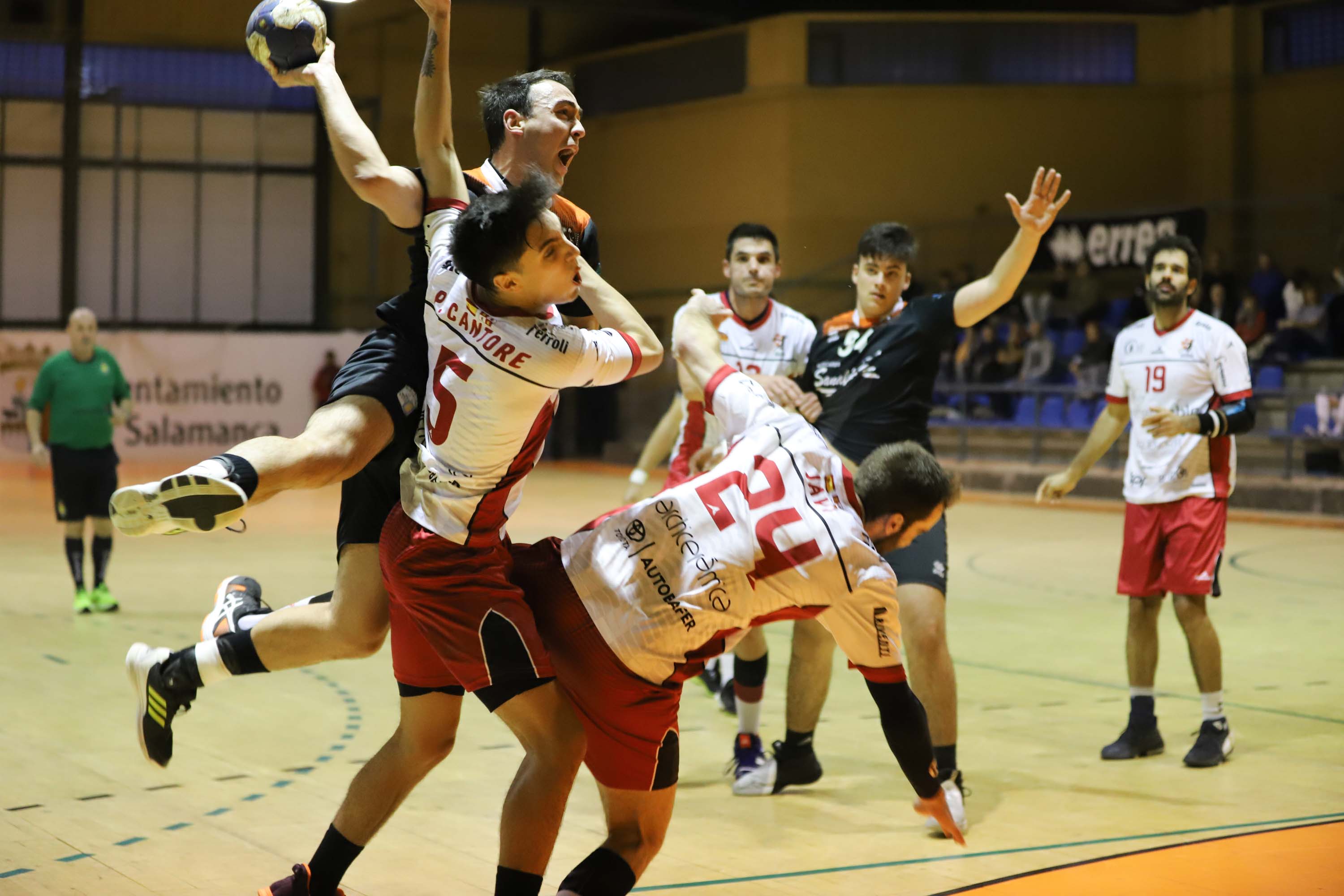 BM Salamanca - UBU San Pablo Burgos. 