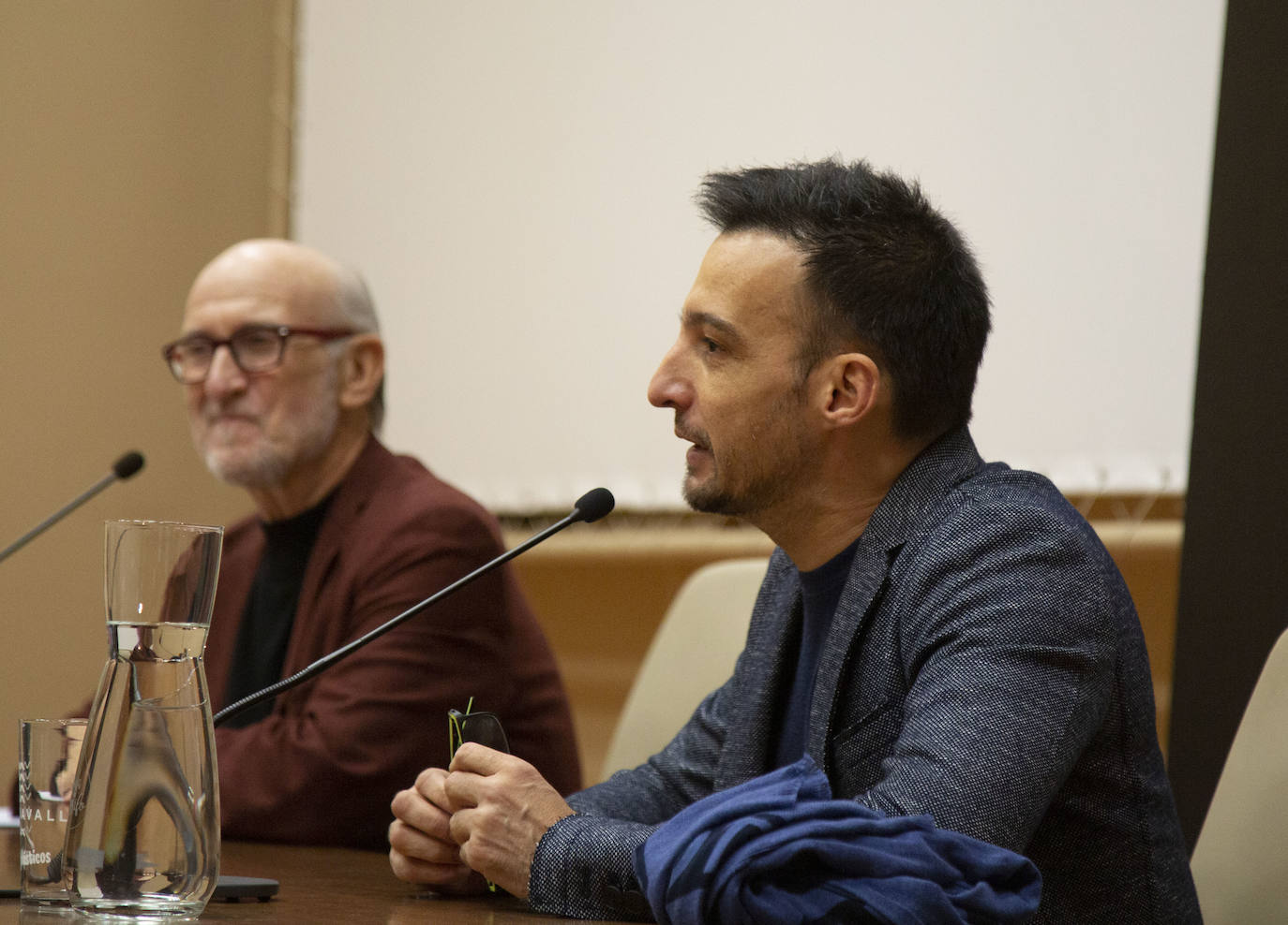 Alejandro Amenábar durante su masterclass en el Aula Mergelina. 