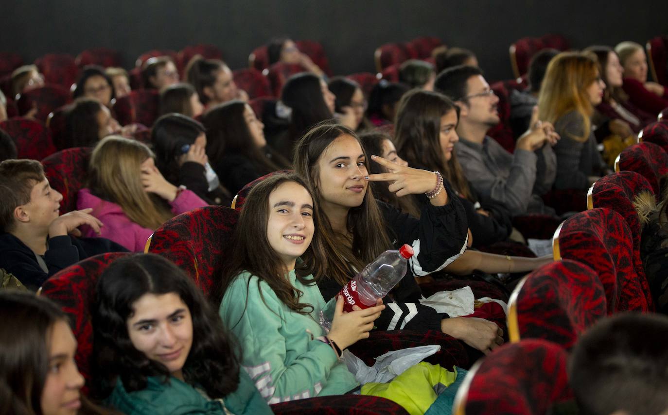 El director Salvador Simó ha presentado la película a adolescentes de varios institutos este martes 22 de octubre, dentro del ciclo joven de la Semana Internacional de Cine de Valladolid.