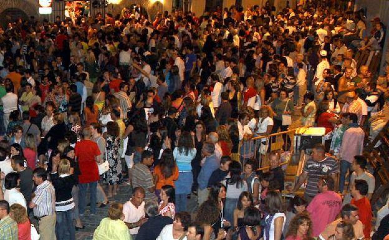 Una verbena en las fiestas de San Lorenzo. 