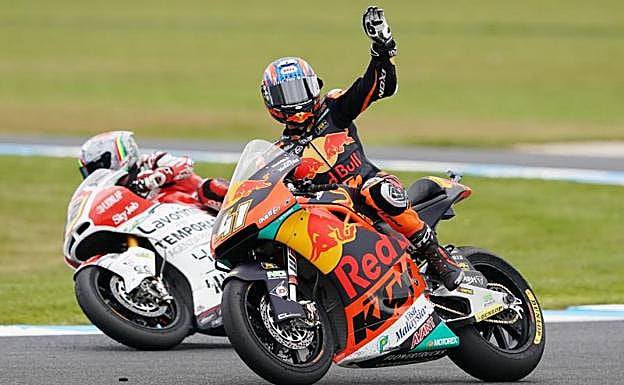 Alex Márquez sufre y Binder y Luthi se le acercan en la general