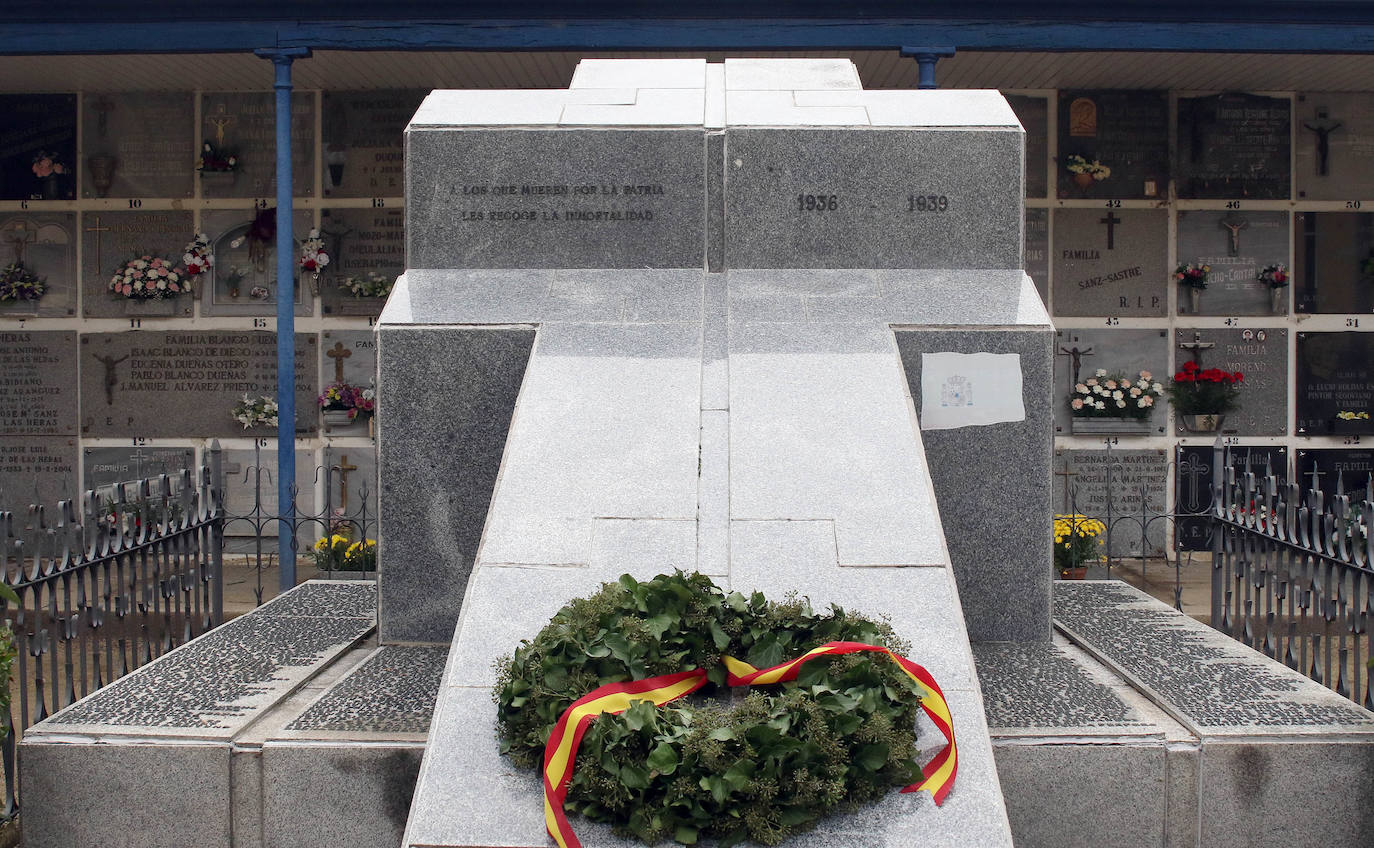 Panteón colectivo de los caídos del bando nacional en la Guerra Civil española. 